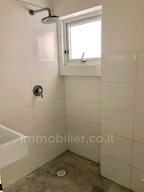 Apartamento 2.5 cômodos Tel Aviv Neve Tsedek 291-IBL-714
