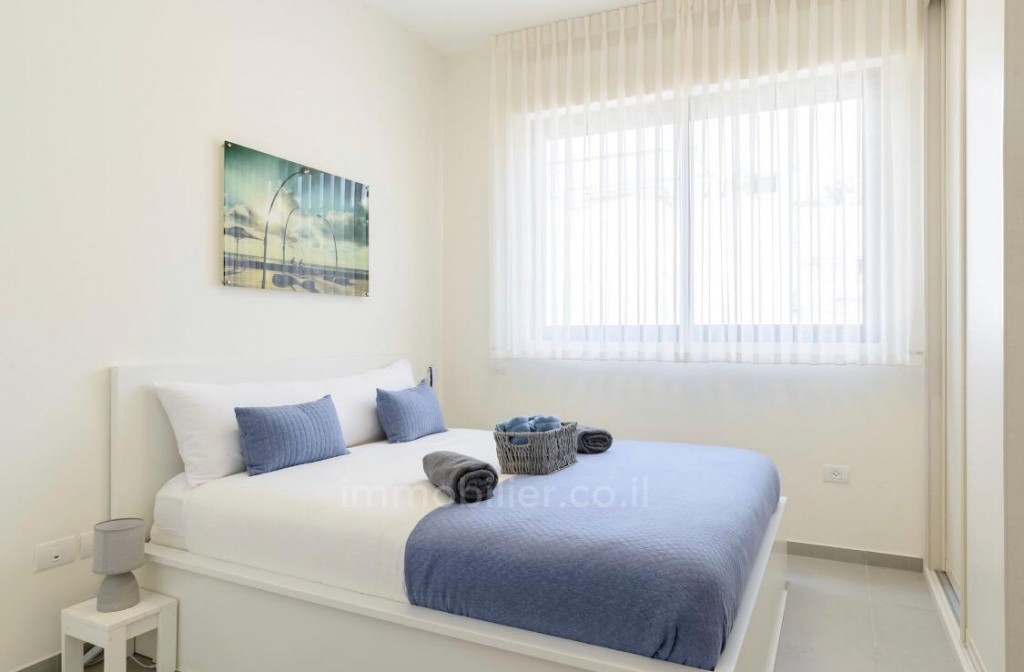 Apartamento 3 cômodos Tel Aviv Lev Tel-Aviv 291-IBL-731