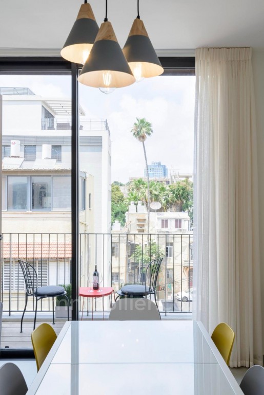 Apartamento 3 cômodos Tel Aviv Lev Tel-Aviv 291-IBL-731