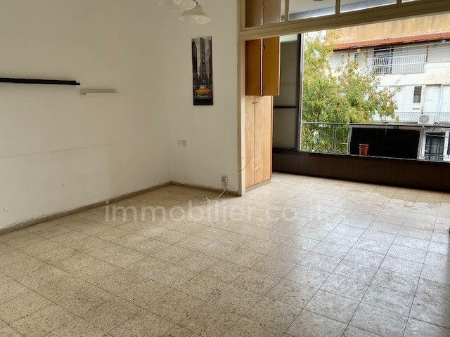 Apartamento 3 cômodos Tel Aviv  291-IBL-740