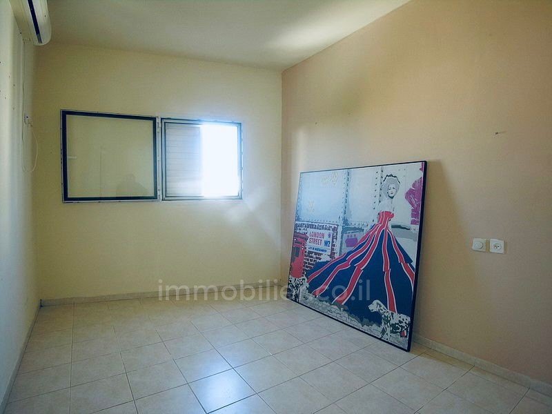 Apartamento 2 cômodos Tel Aviv Região marítima 291-IBL-767