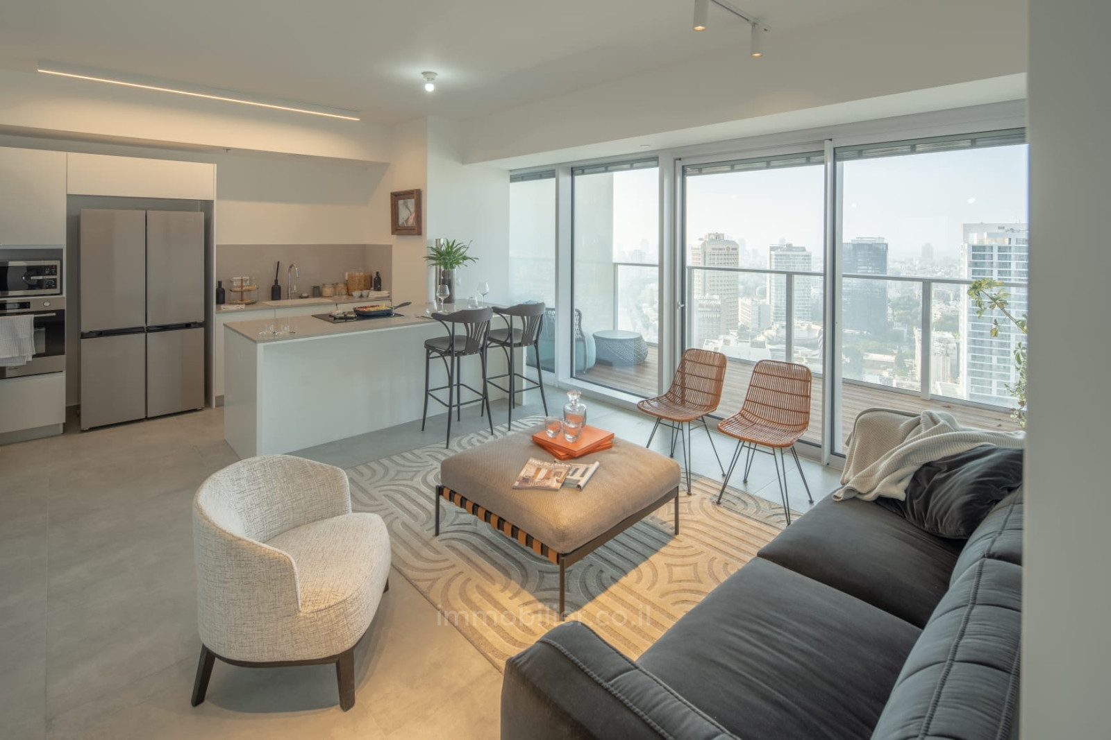 Apartamento 3 cômodos Tel Aviv Centro da cidade 291-IBL-784