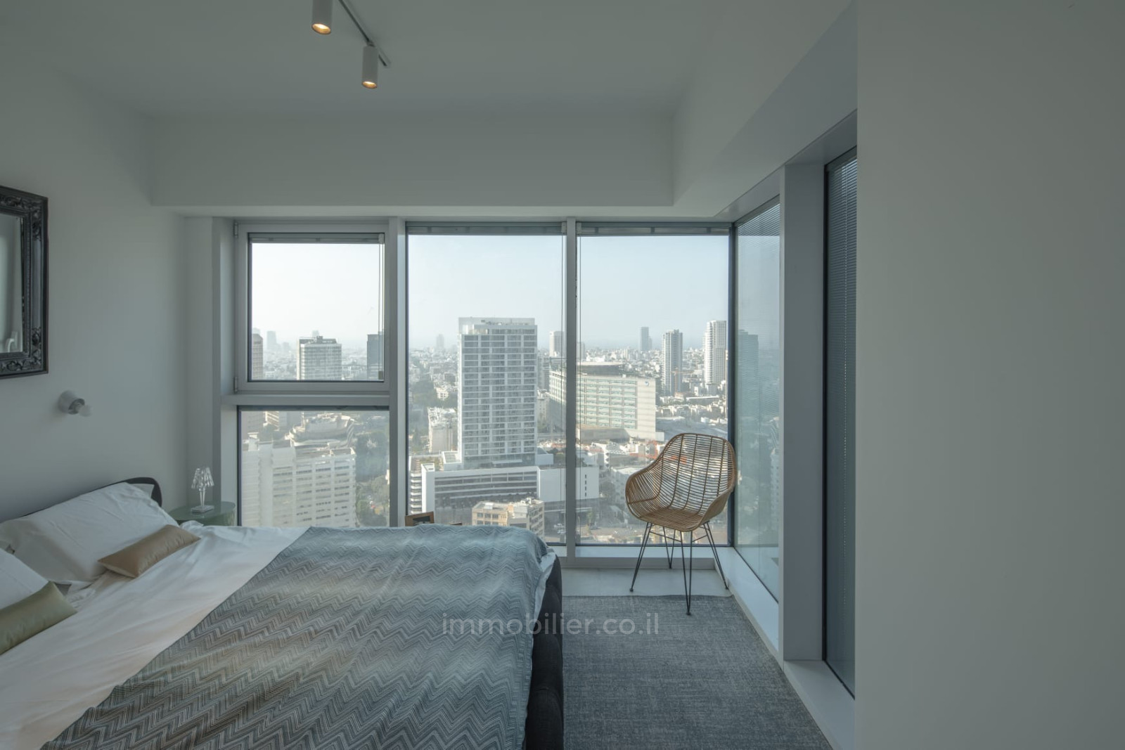 Apartamento 3 cômodos Tel Aviv Centro da cidade 291-IBL-784