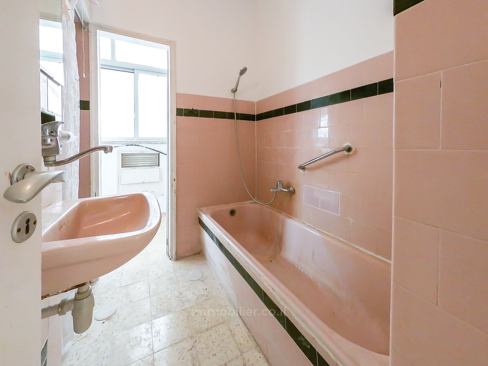 Apartamento 3.5 cômodos Tel Aviv Região marítima 291-IBL-797