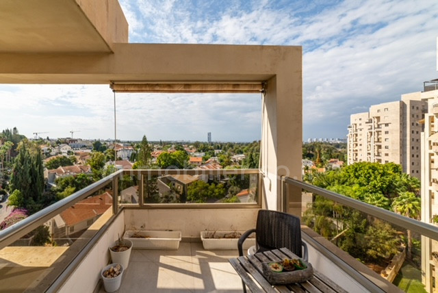 Apartamento 6 cômodos Ramat Asharon Centro da cidade 291-IBL-812