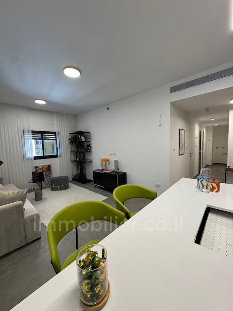 Apartamento 3 cômodos Tel Aviv Centro da cidade 291-IBL-813