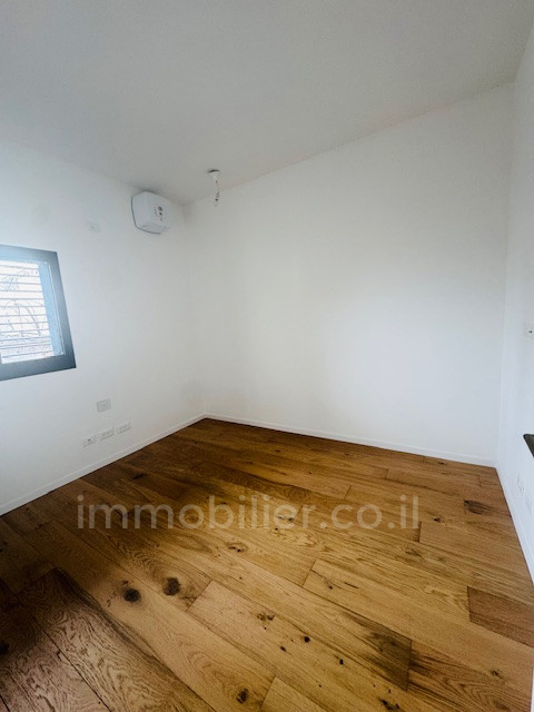 Apartamento 3 cômodos Tel Aviv Rothshild 291-IBL-815