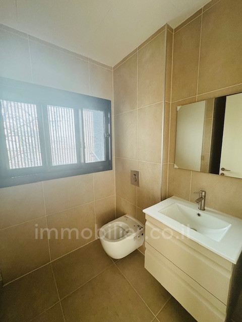 Apartamento 3 cômodos Tel Aviv Rothshild 291-IBL-815