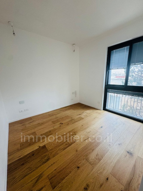 Apartamento 3 cômodos Tel Aviv Rothshild 291-IBL-815