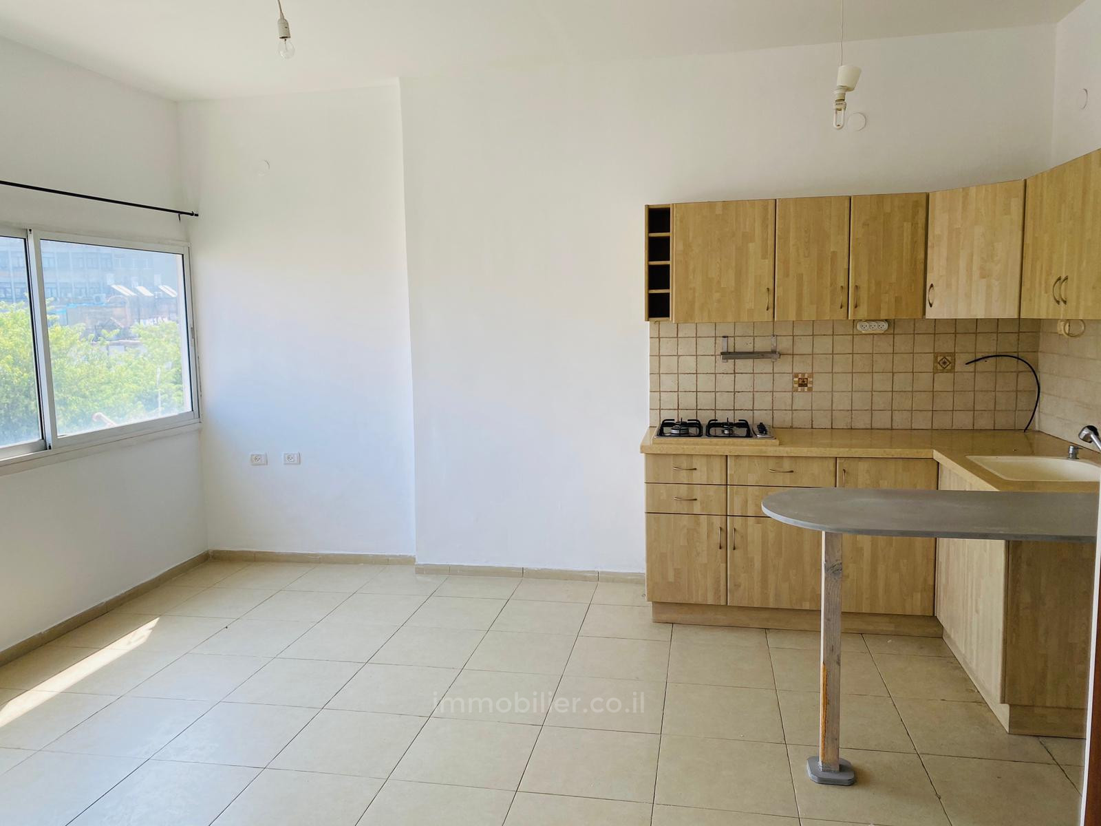 Apartamento 2 cômodos Tel Aviv Rothshild 291-IBL-816
