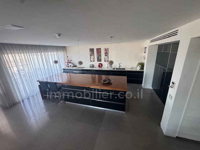Duplex 4 cômodos Herzliya Marina 291-IBL-821