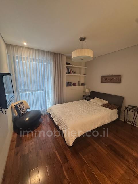 Duplex 4 cômodos Herzliya Marina 291-IBL-821
