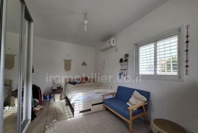 Duplex 4 cômodos Givataim Shenkin 291-IBL-822