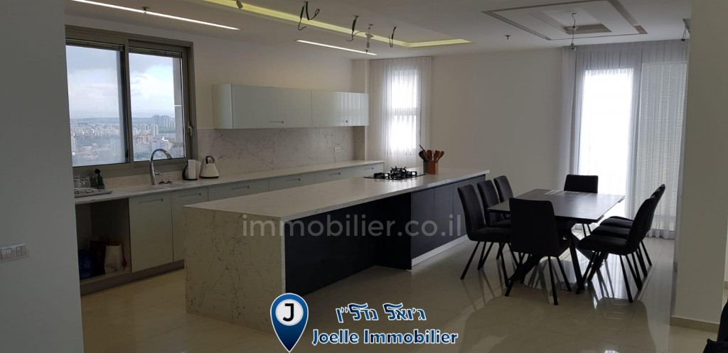 Cobertura 6 cômodos Netanya sderot nitsa 316-IBL-1196