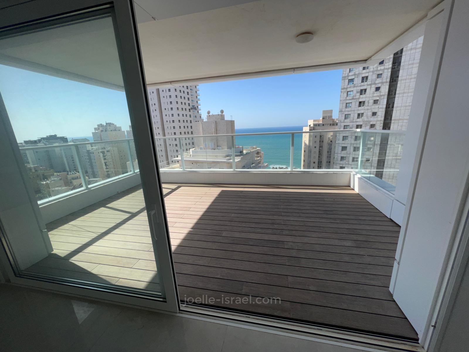 Apartamento 5 cômodos Netanya Centro da cidade 316-IBL-1506