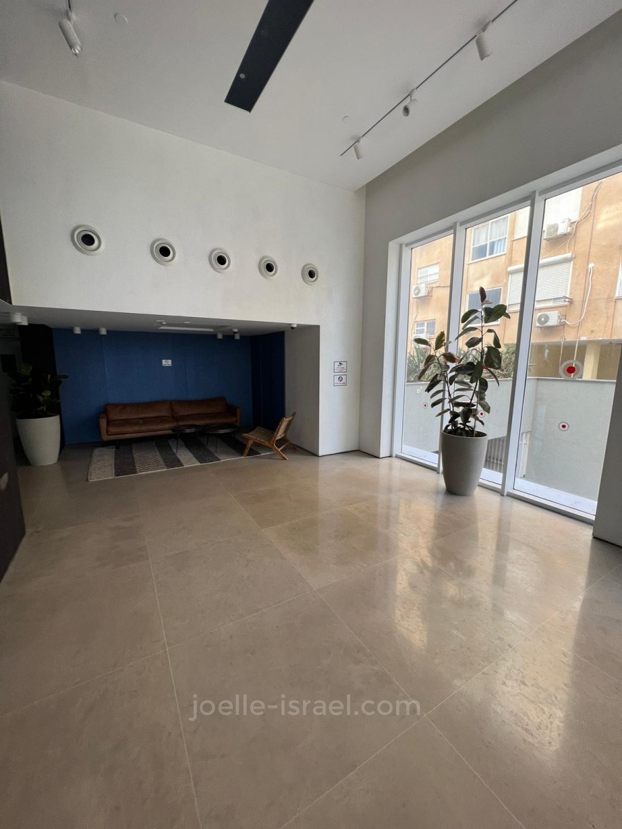 Apartamento 5 cômodos Netanya Centro da cidade 316-IBL-1506