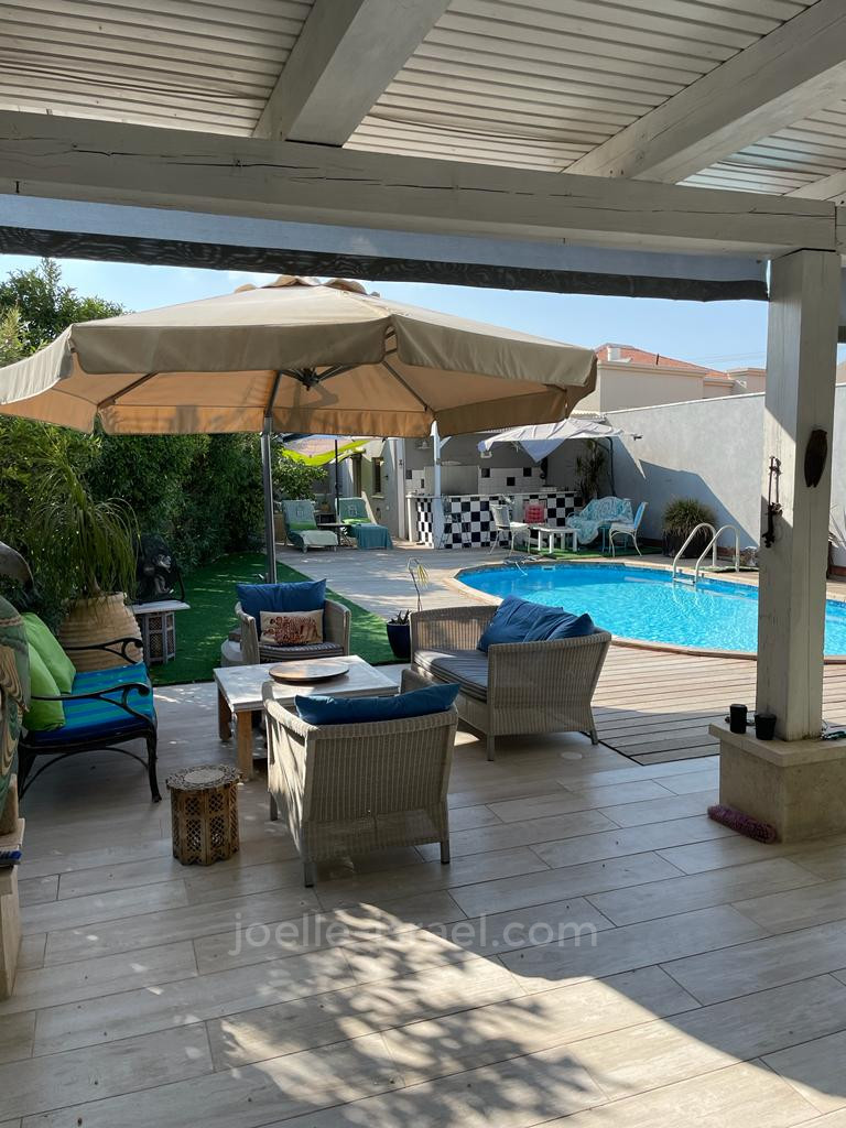 Casarão 6 cômodos Netanya Ein Hatechelet 316-IBL-1621