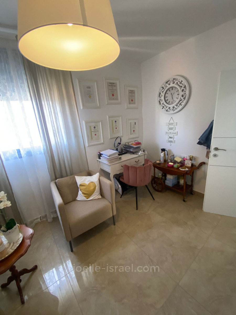 Apartamento 5 cômodos Netanya Centro da cidade 316-IBL-1638