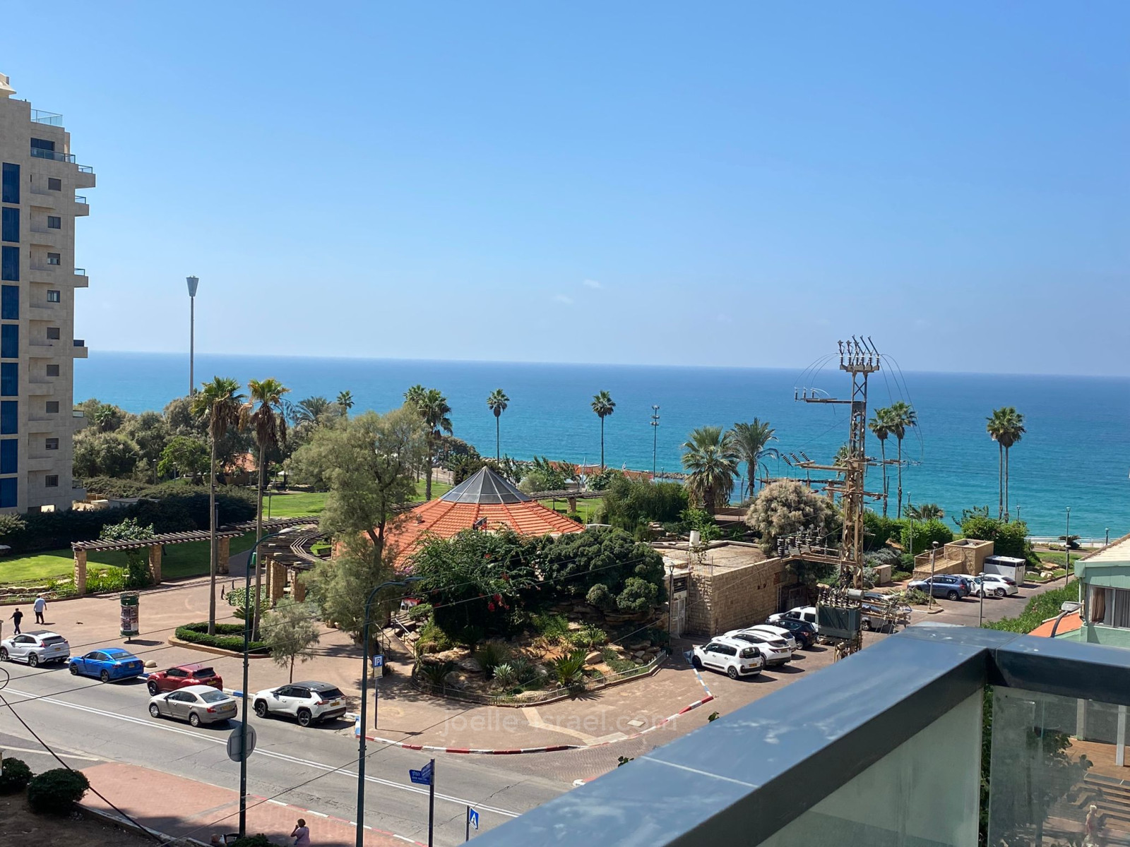 Apartamento 5 cômodos Netanya Centro da cidade 316-IBL-1640