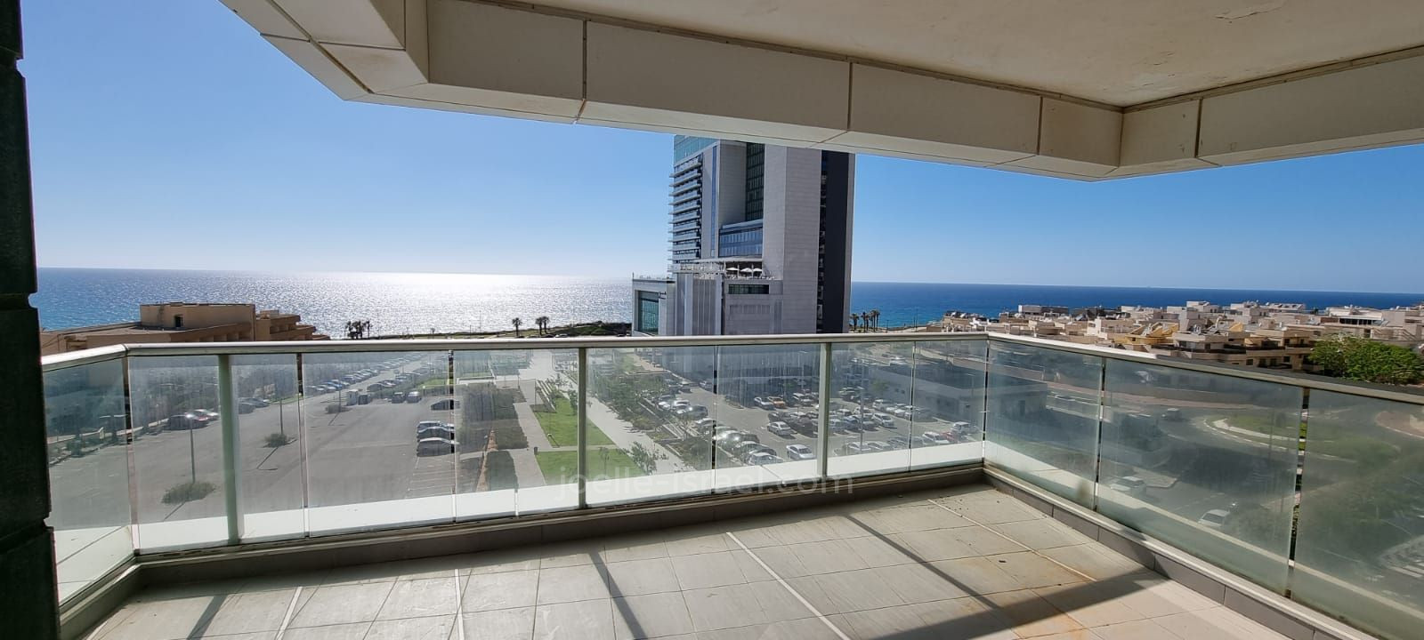 Apartamento 4 cômodos Netanya Nat600 316-IBL-1668