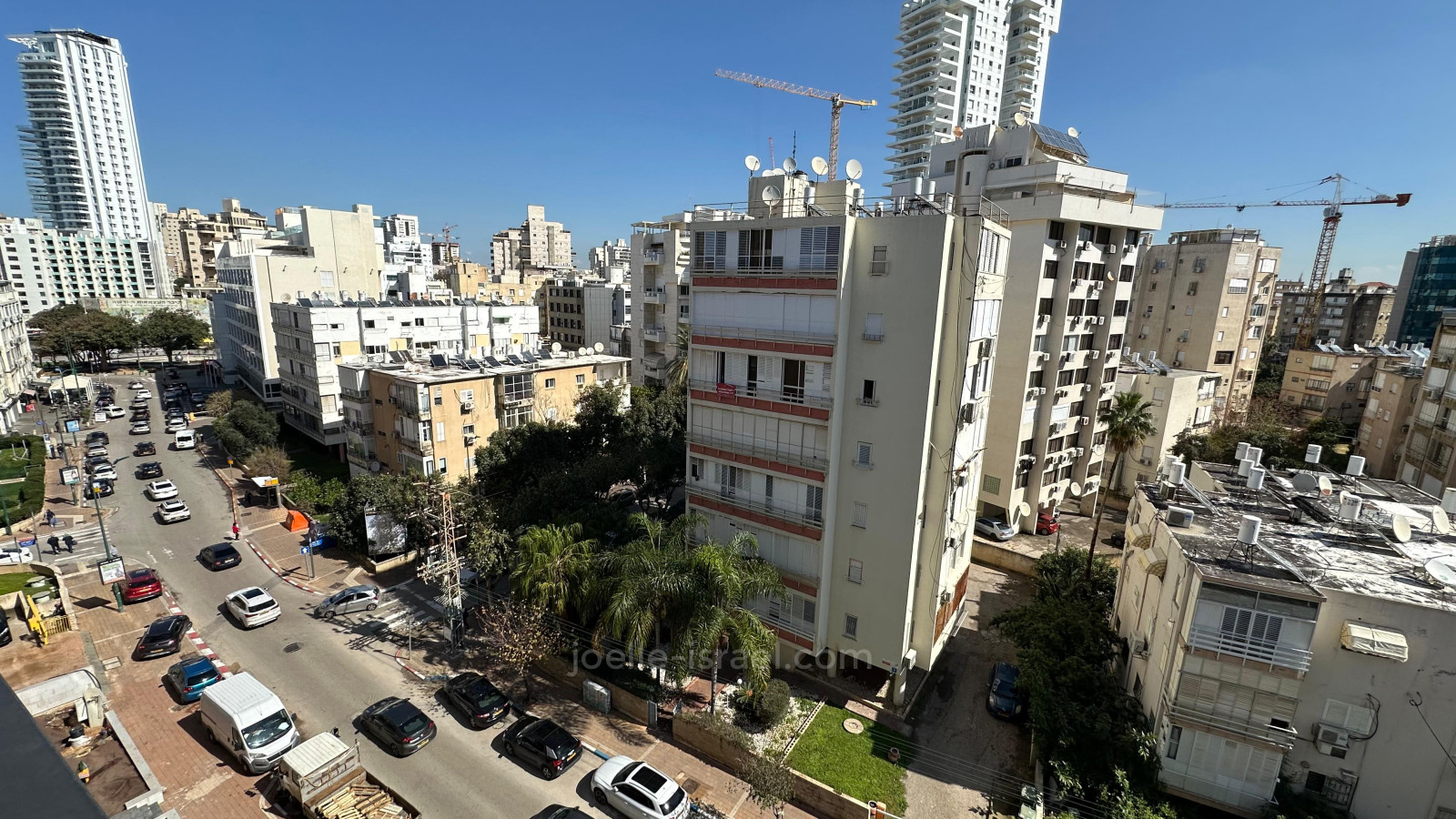 Apartamento 4 cômodos Netanya Centro da cidade 316-IBL-1671