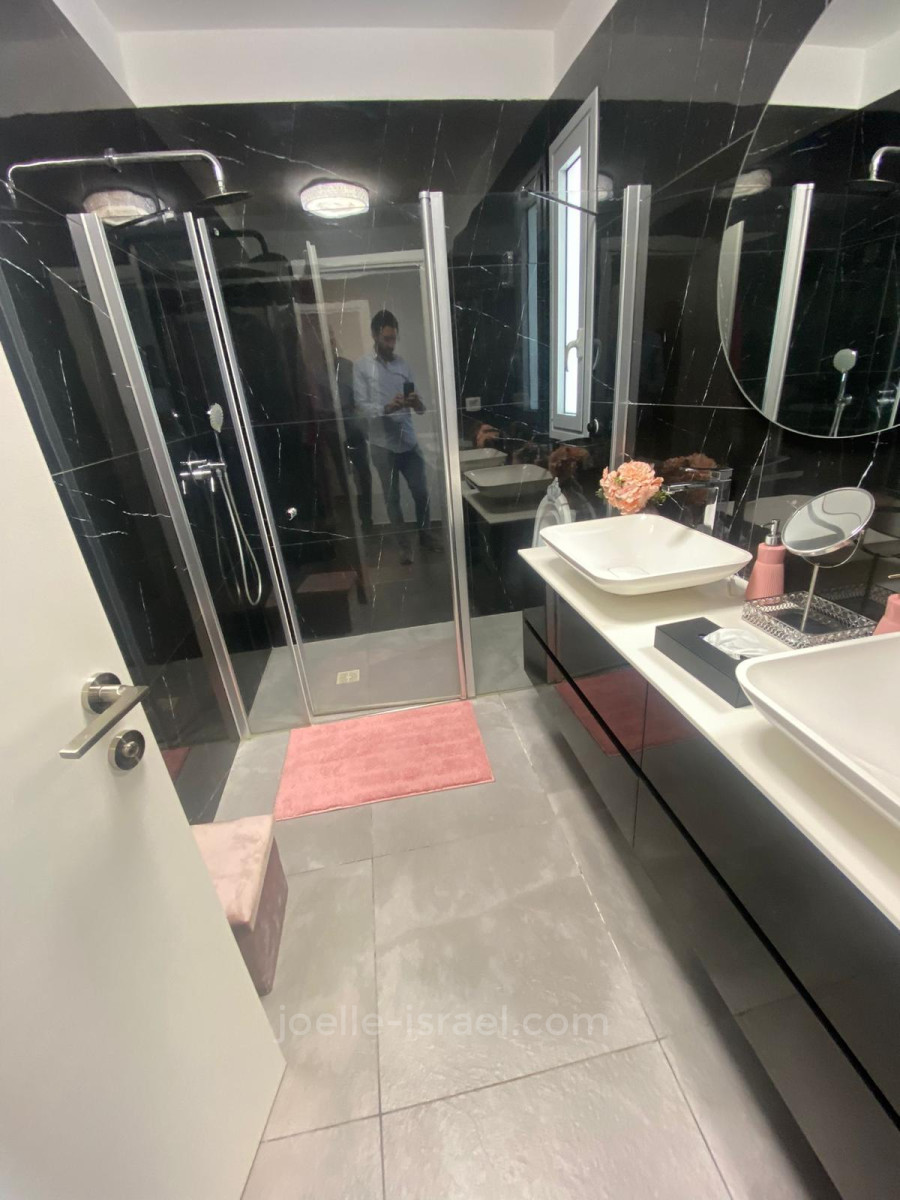 Apartamento 5 cômodos Netanya Kikar 316-IBL-1678