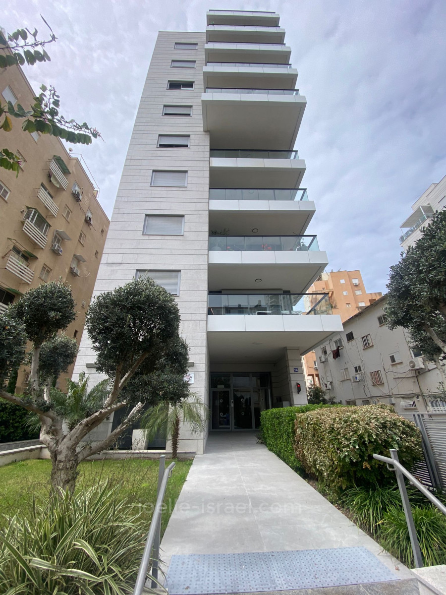 Apartamento 5 cômodos Netanya Kikar 316-IBL-1678