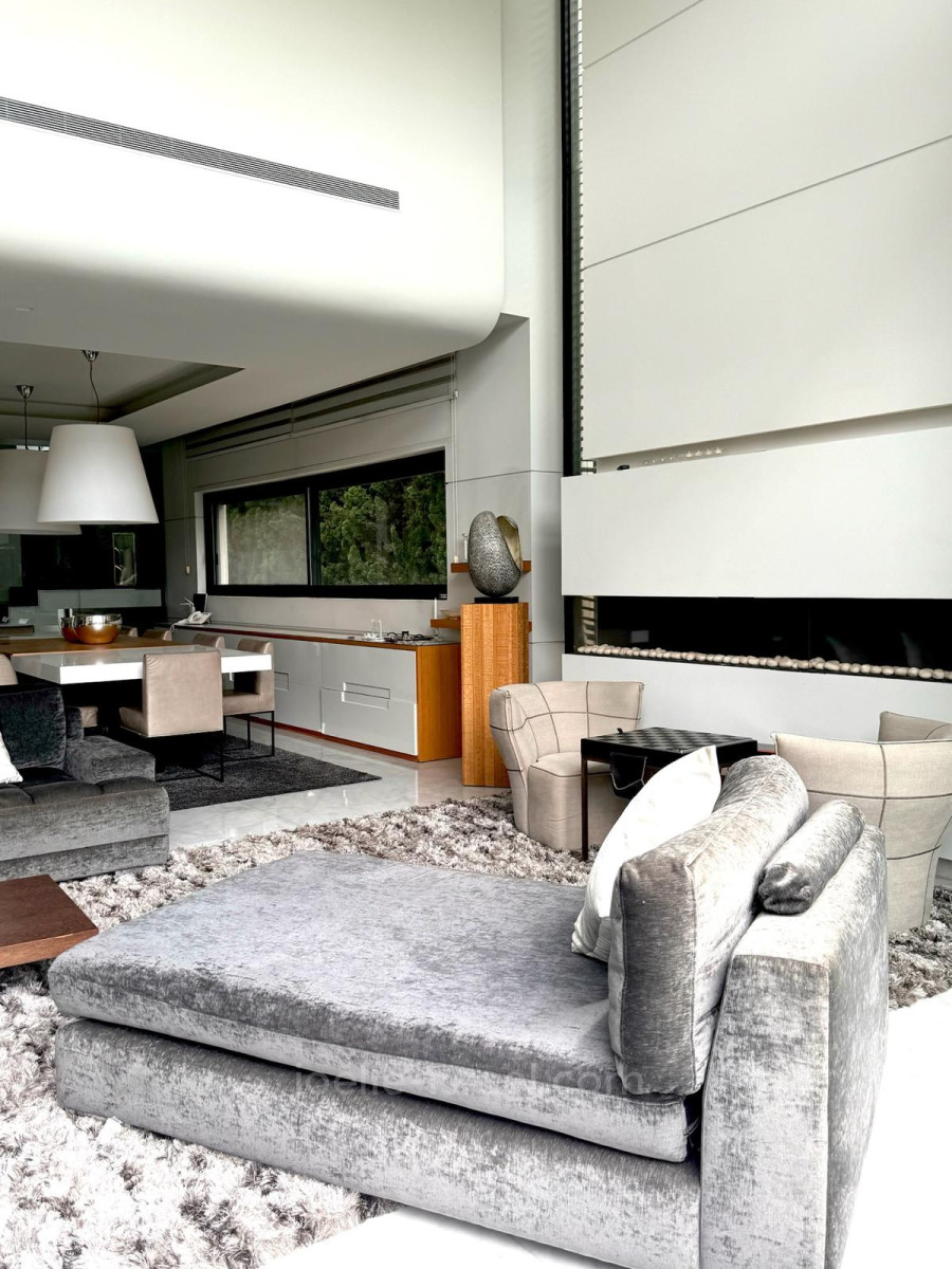 Casarão 10 cômodos Raanana Raanana 316-IBL-1696