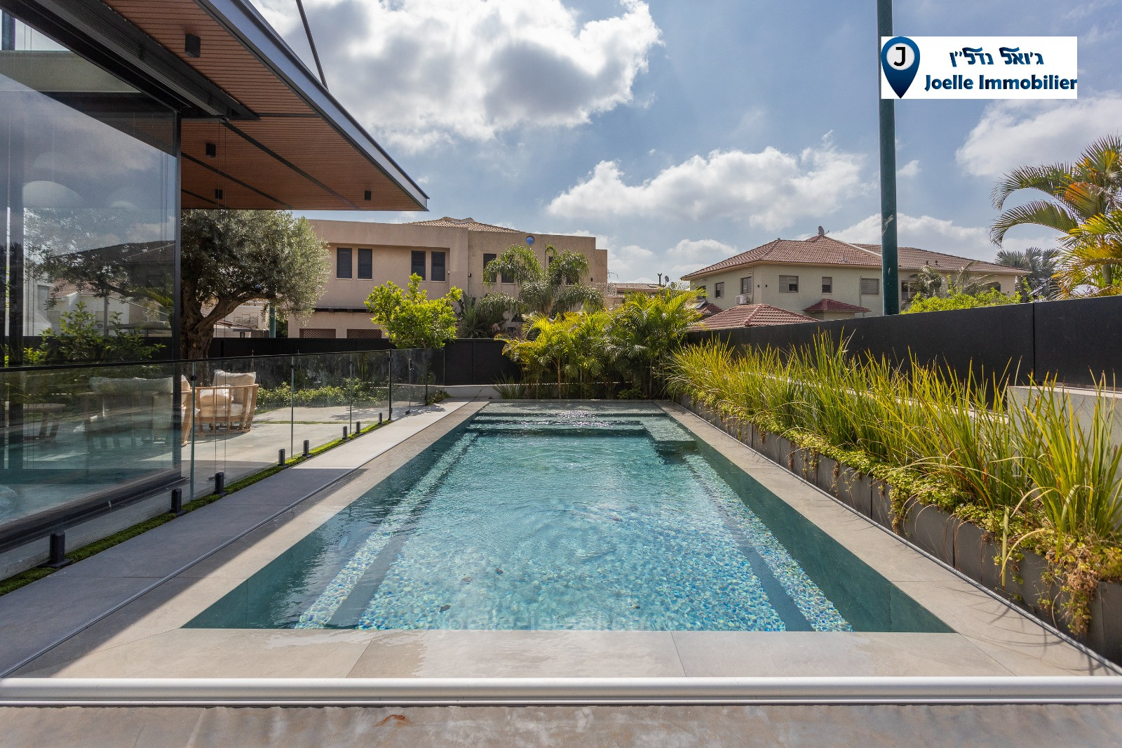 Casarão 7 cômodos Netanya Neve Itamar 316-IBL-1724