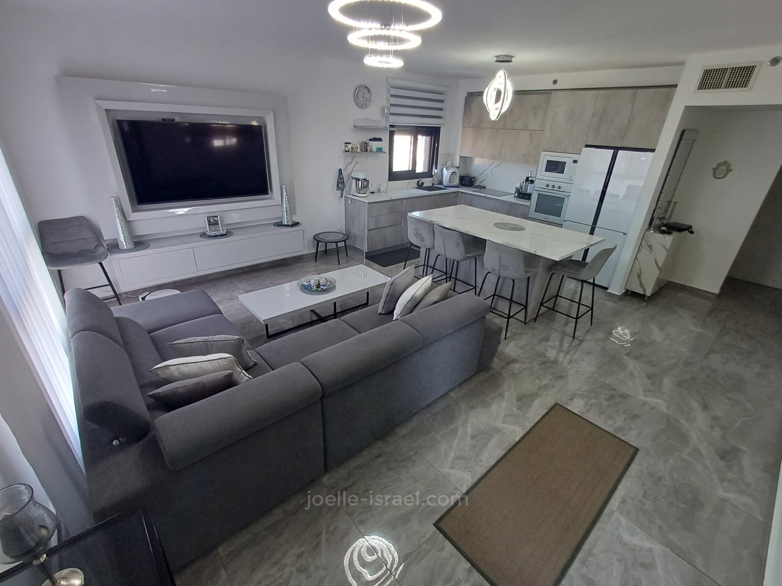 Apartamento 3 cômodos Netanya Centro da cidade 316-IBL-1748