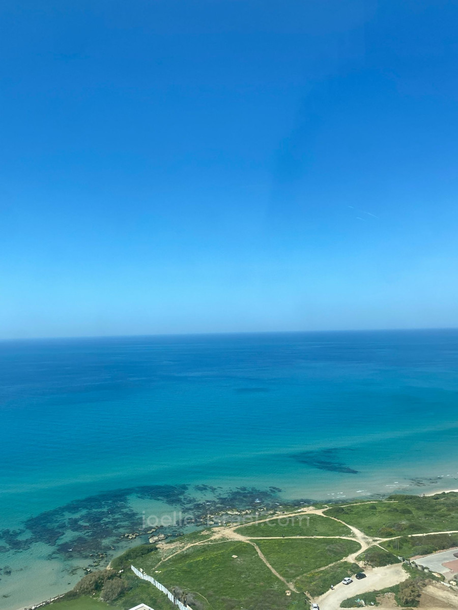 Cobertura 6 cômodos Netanya Ein Hatechelet 316-IBL-1760