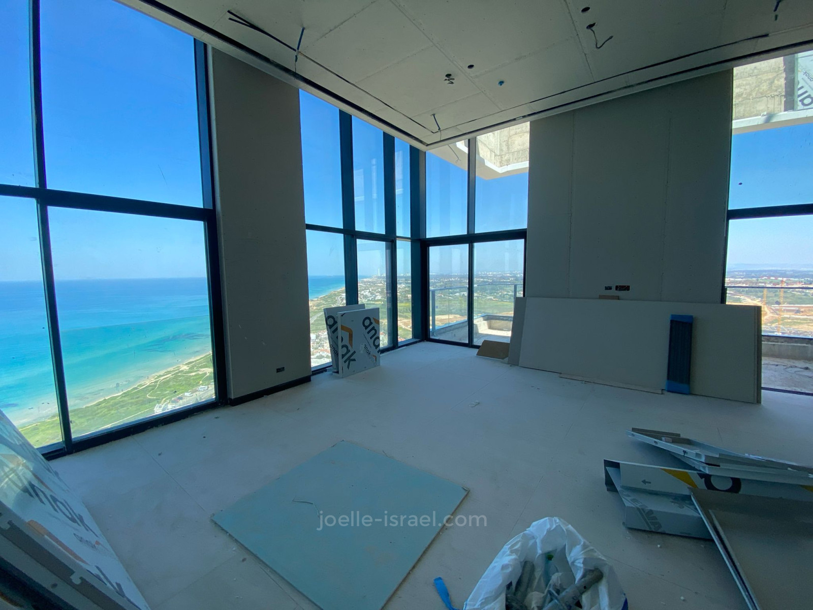 Cobertura 6 cômodos Netanya Ein Hatechelet 316-IBL-1760