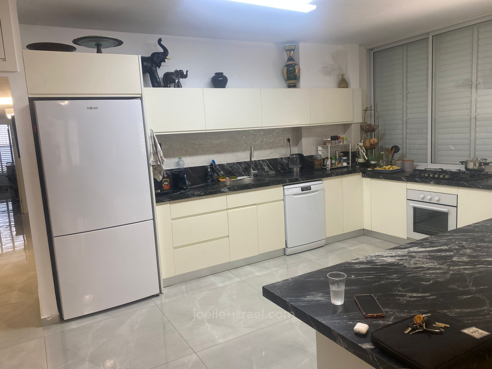 Apartamento 4 cômodos Netanya Centro da cidade 316-IBL-1768