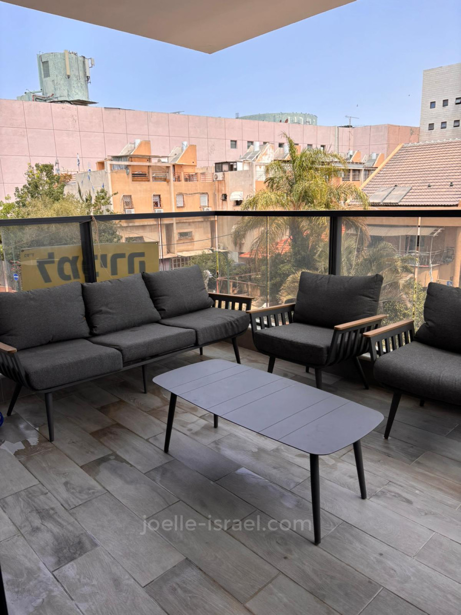 Apartamento 3 cômodos Netanya Centro da cidade 316-IBL-1770