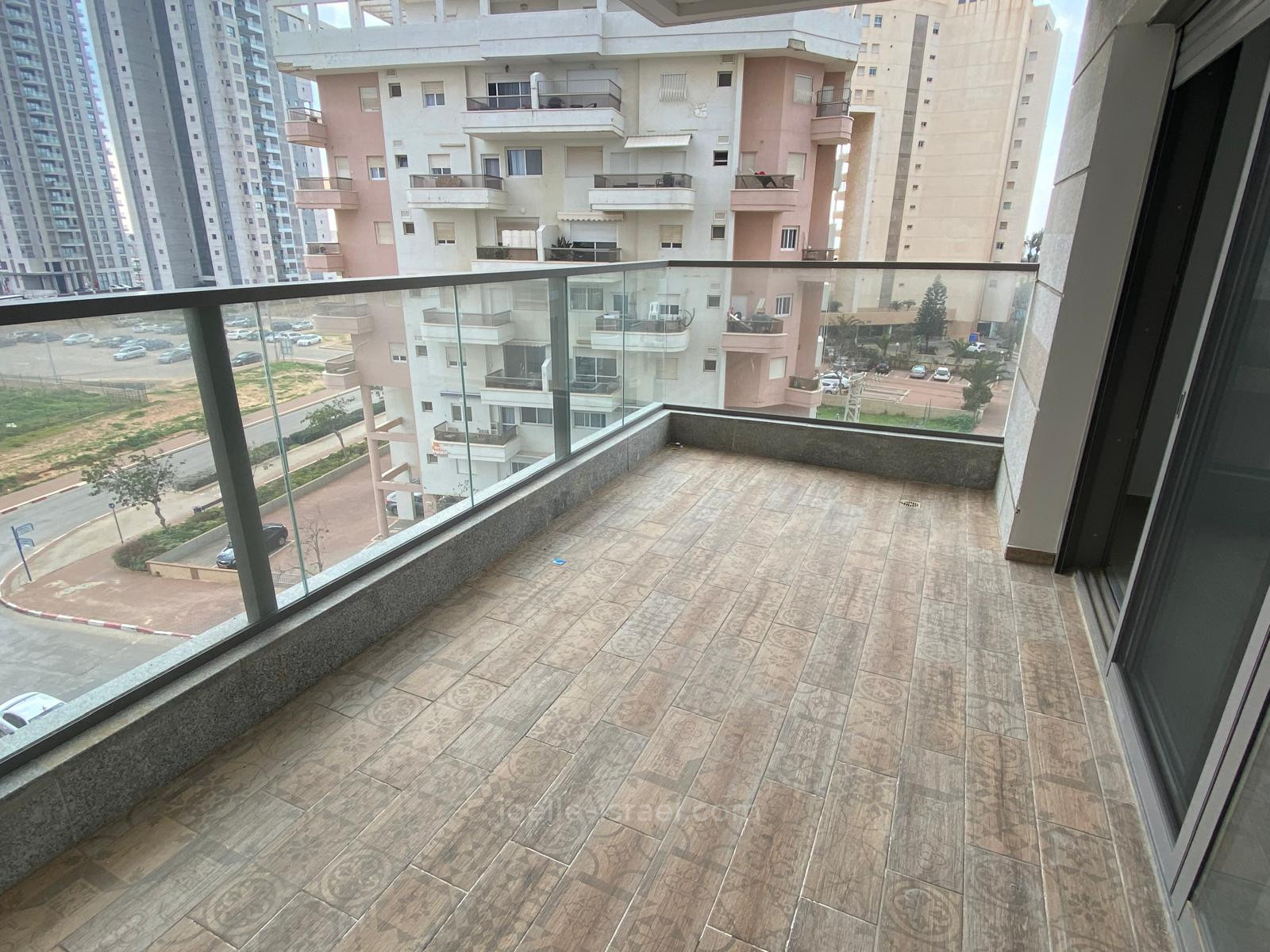 Apartamento 4 cômodos Netanya Agamim 316-IBL-1771