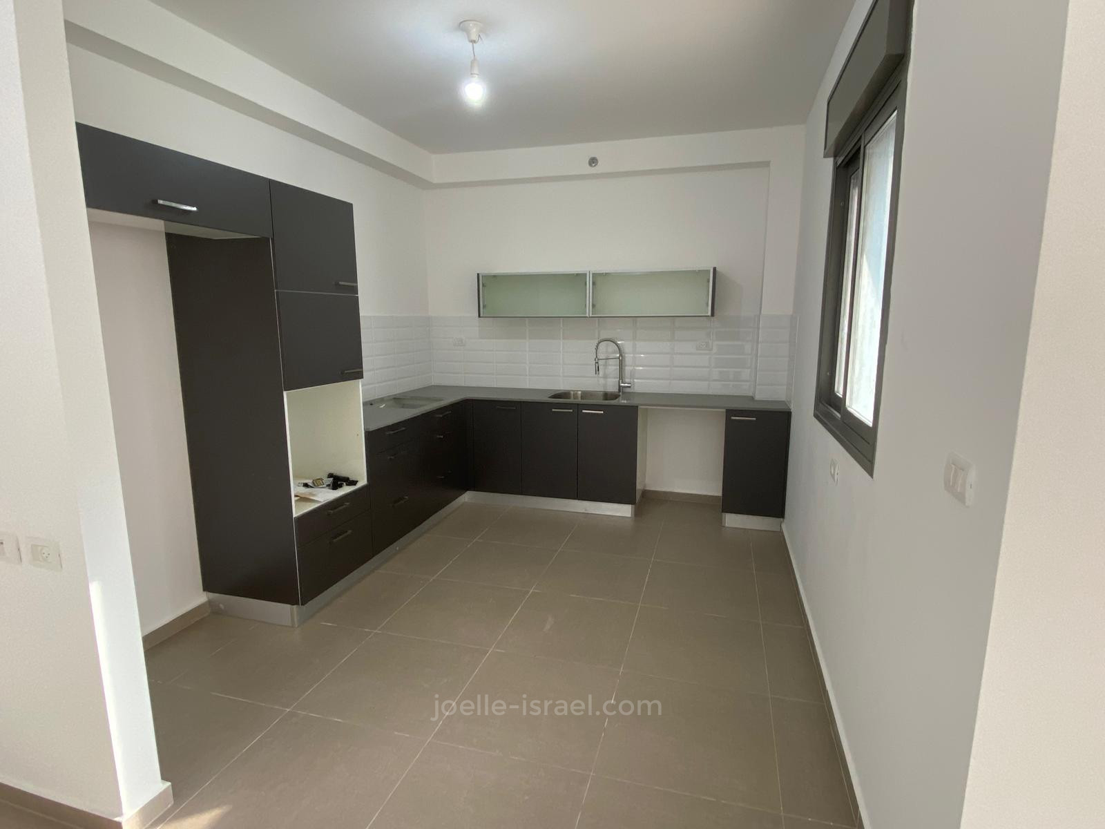 Apartamento 4 cômodos Netanya Agamim 316-IBL-1771