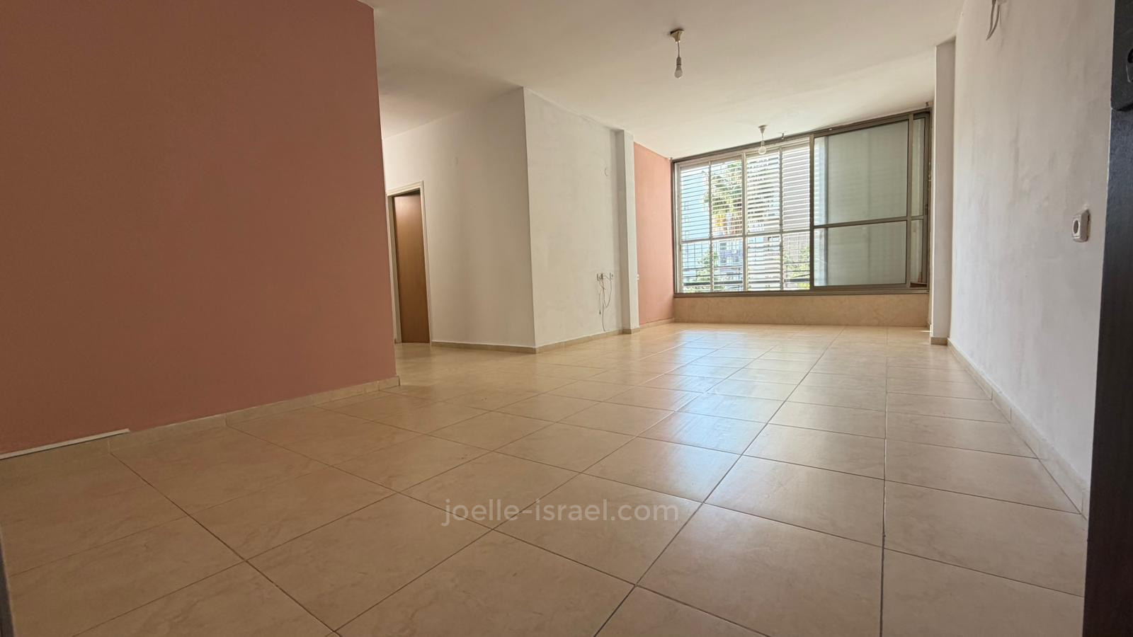 Apartamento 3 cômodos Netanya Centro da cidade 316-IBL-1773