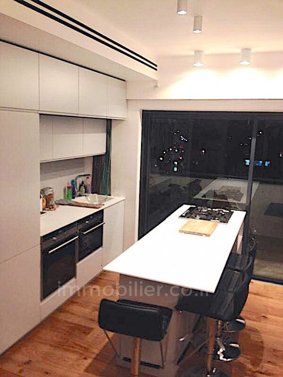 Duplex 3 cômodos Tel Aviv Florentine 319-IBL-558