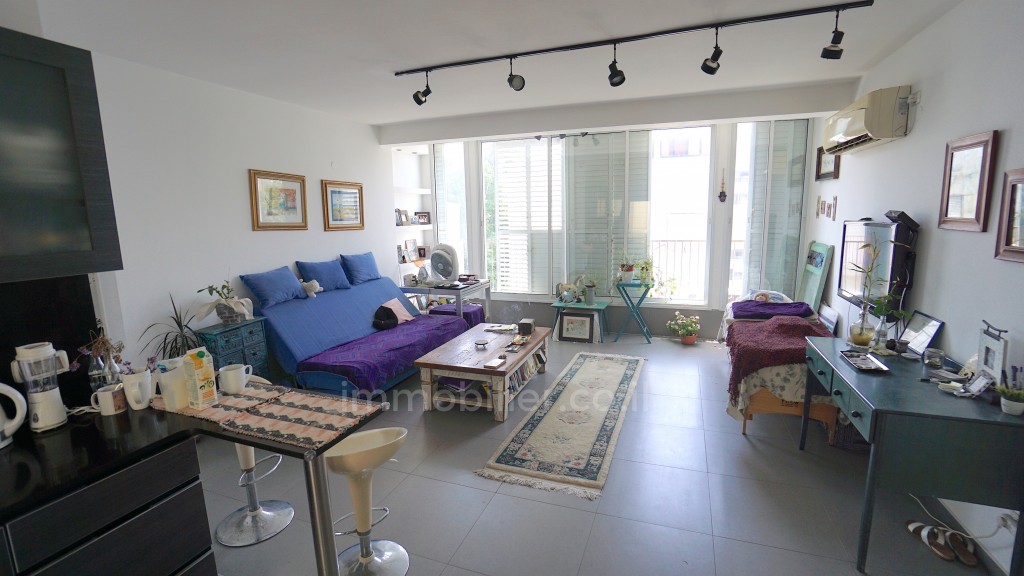 Apartamento 3 cômodos Tel Aviv Nordau 319-IBL-573