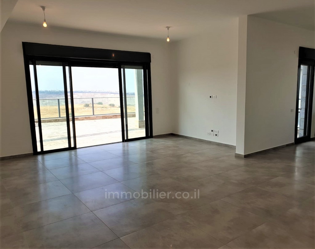 Cobertura 5 cômodos Roch Aayin Roch Aayin 319-IBL-575