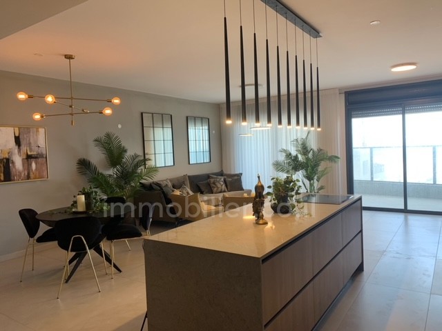 Apartamento 5 cômodos Ashdod Alef 342-IBL-1220