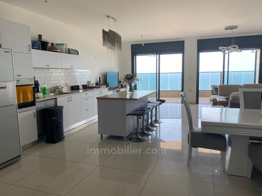 Apartamento 5 cômodos Ashdod Alef 342-IBL-1255