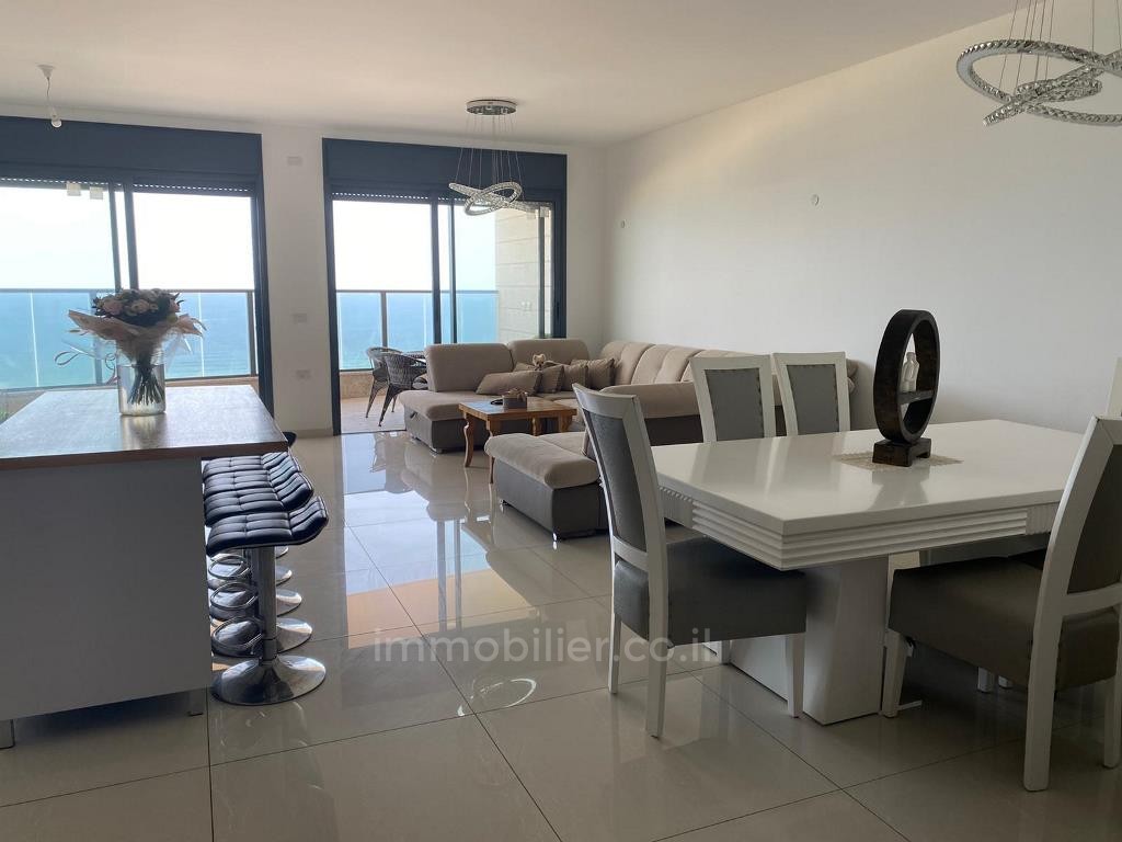 Apartamento 5 cômodos Ashdod Alef 342-IBL-1255