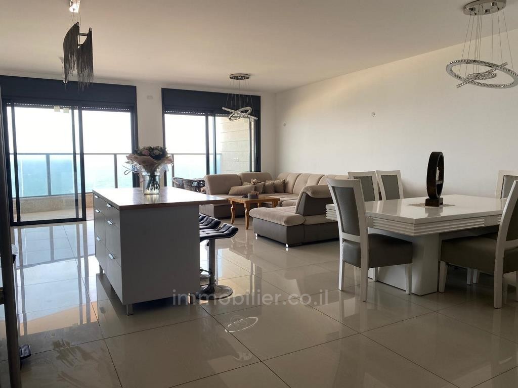 Apartamento 5 cômodos Ashdod Alef 342-IBL-1255