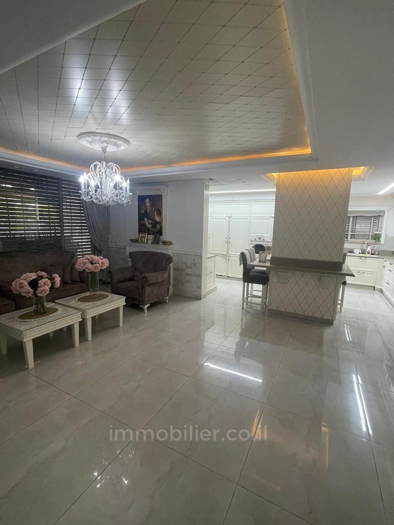 Apartamento garden 6 cômodos Ashdod City 342-IBL-1261