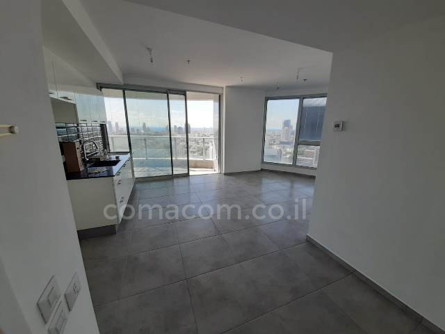 Apartamento 5 cômodos Tel Aviv Lev Tel-Aviv 342-IBL-6285