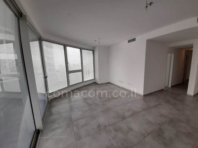 Apartamento 5 cômodos Tel Aviv Lev Tel-Aviv 342-IBL-6285
