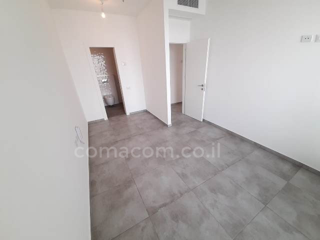 Apartamento 5 cômodos Tel Aviv Lev Tel-Aviv 342-IBL-6285