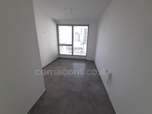 Apartamento 5 cômodos Tel Aviv Lev Tel-Aviv 342-IBL-6285
