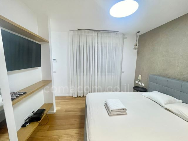 Apartamento 4 cômodos Tel Aviv Lev Tel-Aviv 342-IBL-6287